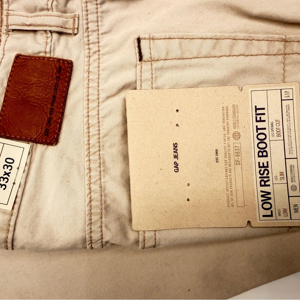 NWT GAP Low Rise Boot Fit Pants in Cream